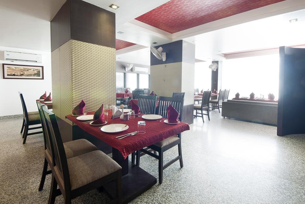 Hotel Raya Inn Džajpur Exteriér fotografie